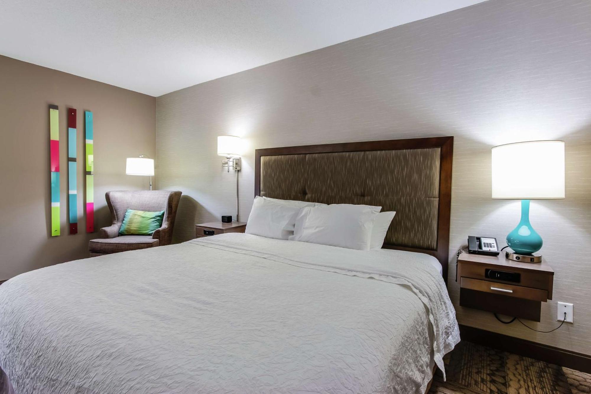 Hampton Inn Dickson Exteriör bild
