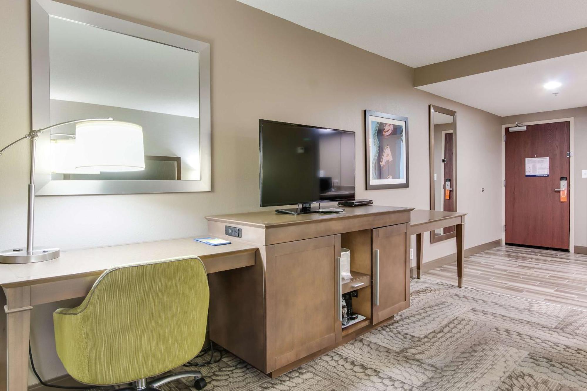 Hampton Inn Dickson Exteriör bild