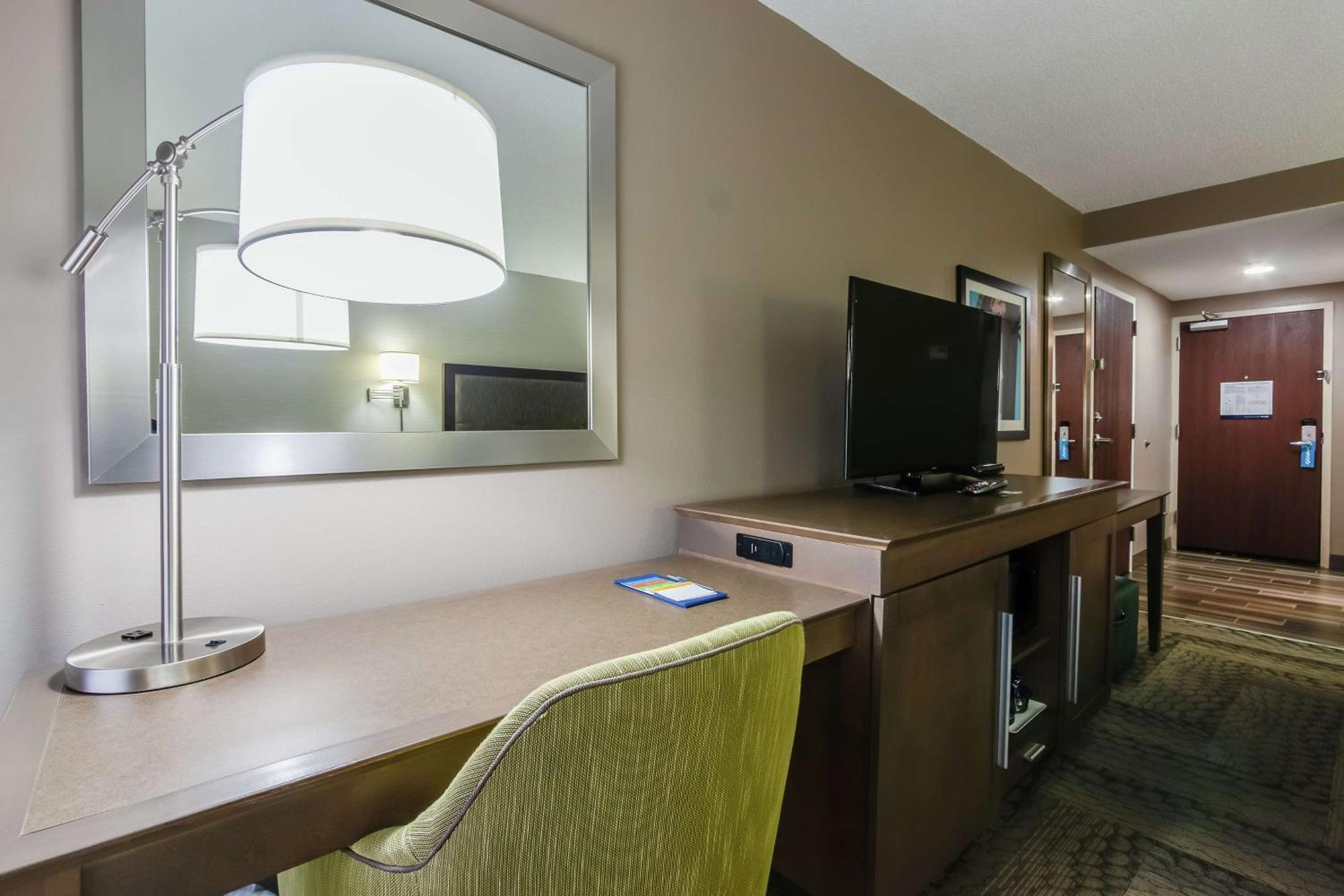 Hampton Inn Dickson Exteriör bild
