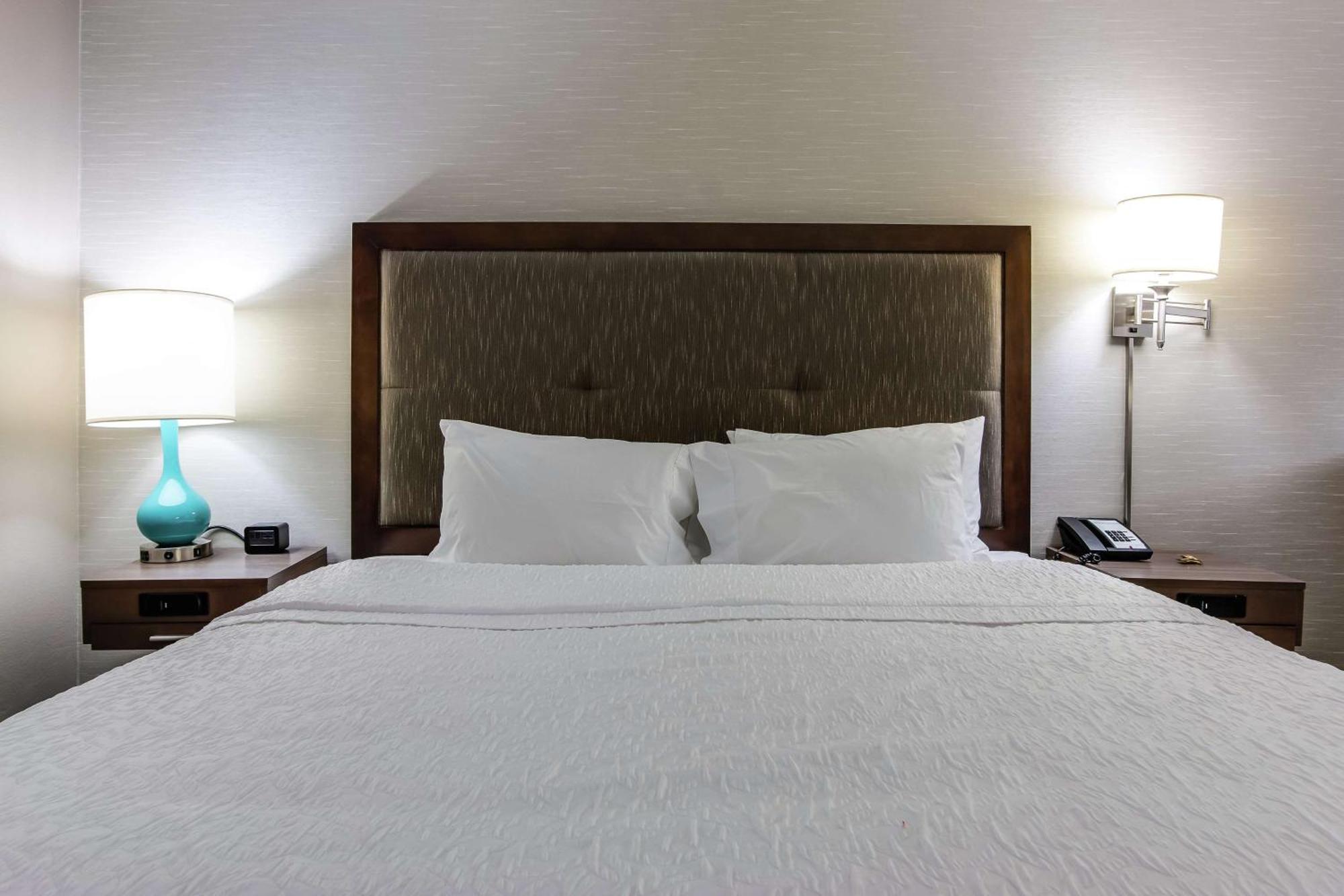 Hampton Inn Dickson Exteriör bild