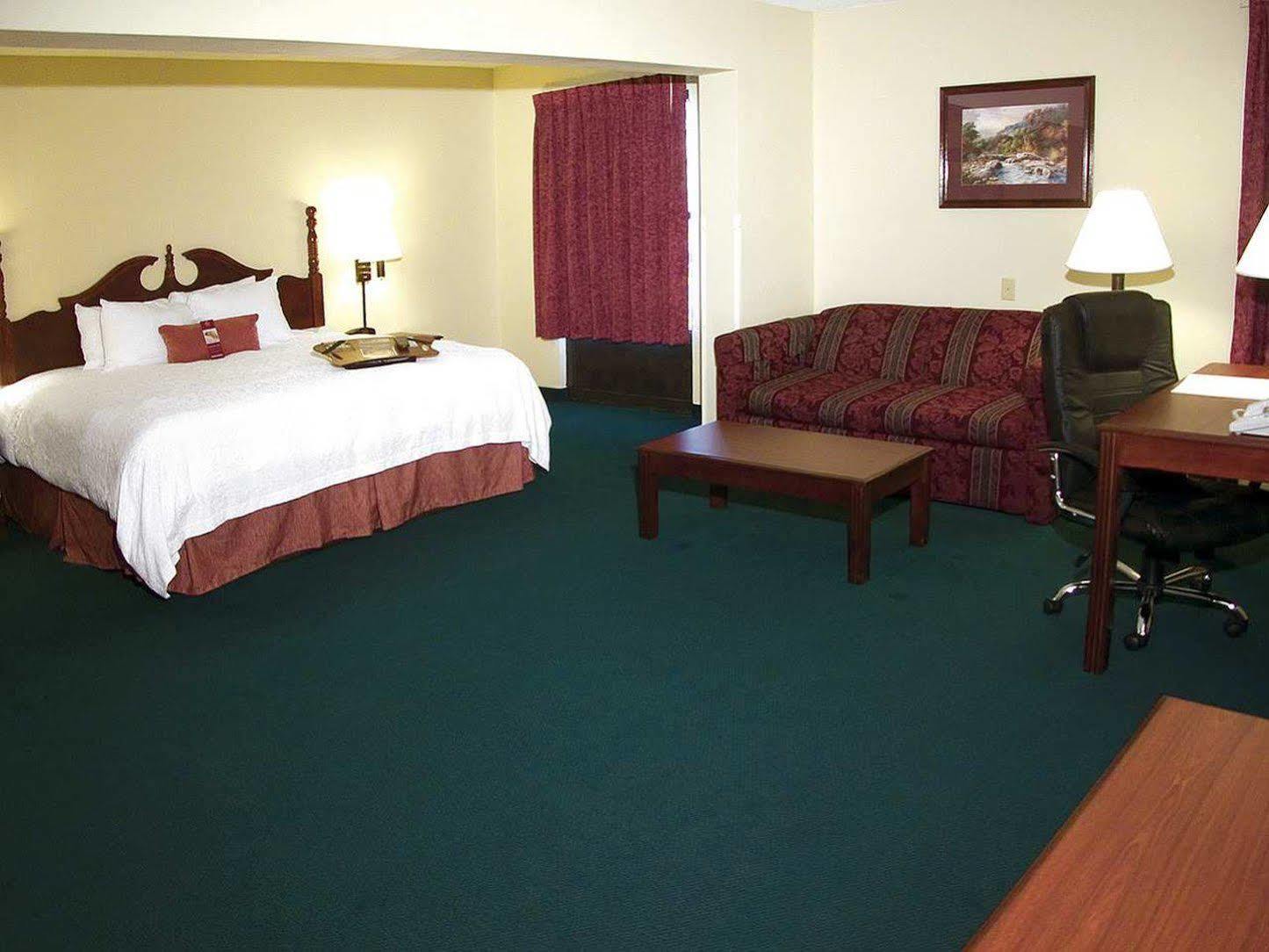 Hampton Inn Dickson Exteriör bild