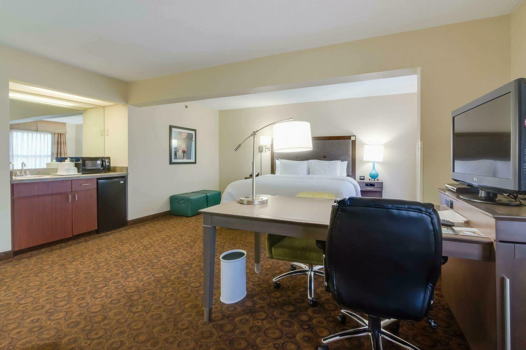 Hampton Inn Dickson Exteriör bild